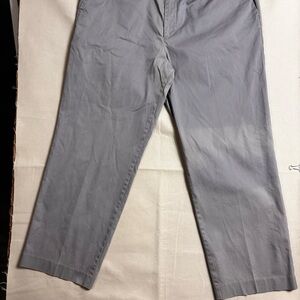 Dockers Men's Gray Chinos